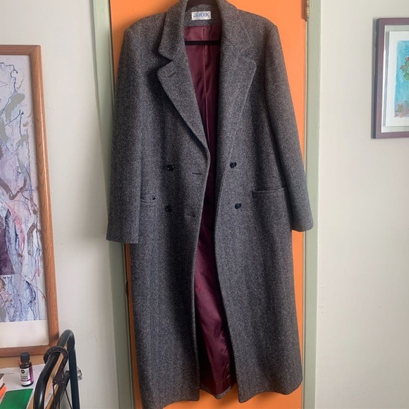 Herringbone walking coat. - Picture 4 of 4